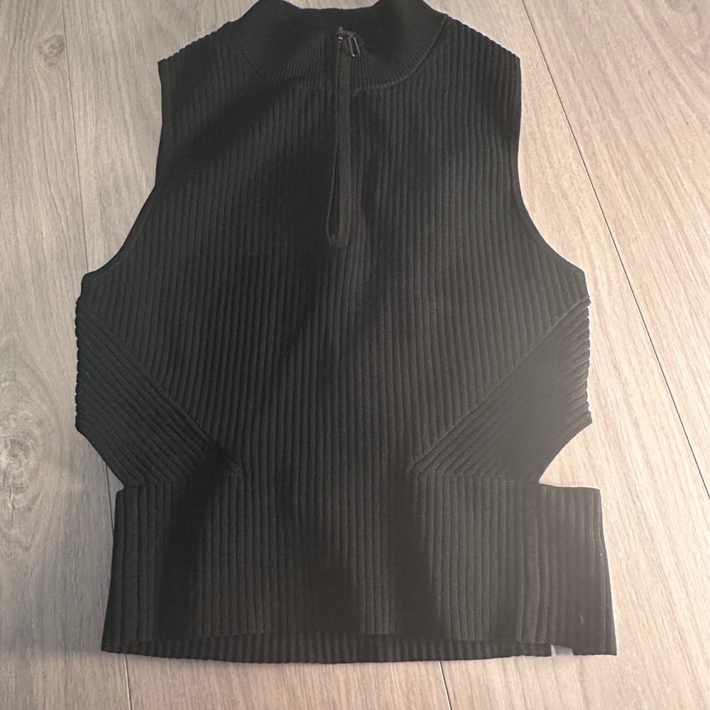 Lululemon Black Sleeveless Zip-Up Women's Top Open Back